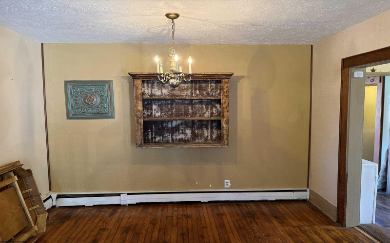 15 Locust Street, Elkins, West Virginia 26241, 3 Bedrooms Bedrooms, 6 Rooms Rooms,1 BathroomBathrooms,Single Family Detached,For Sale,Locust,10165398