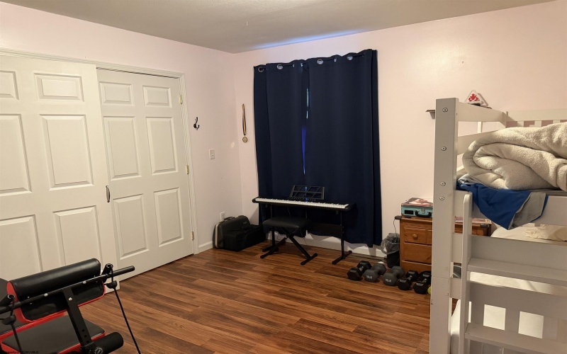 72 Hillcrest Place, Belington, West Virginia 26250, 3 Bedrooms Bedrooms, 6 Rooms Rooms,2 BathroomsBathrooms,Single Family Detached,For Sale,Hillcrest,10165397