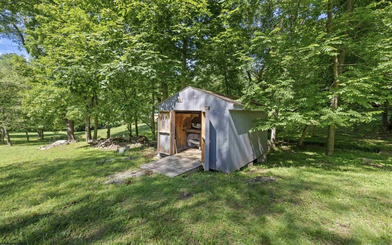 447 Dogwood Trail, Napier, West Virginia 26631, 2 Bedrooms Bedrooms, 5 Rooms Rooms,1 BathroomBathrooms,Single Family Detached,For Sale,Dogwood,10165390