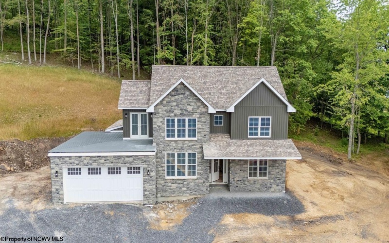 206 Sabre Court, Morgantown, West Virginia 26508, 5 Bedrooms Bedrooms, 11 Rooms Rooms,3 BathroomsBathrooms,Single Family Detached,For Sale,Sabre,10165391