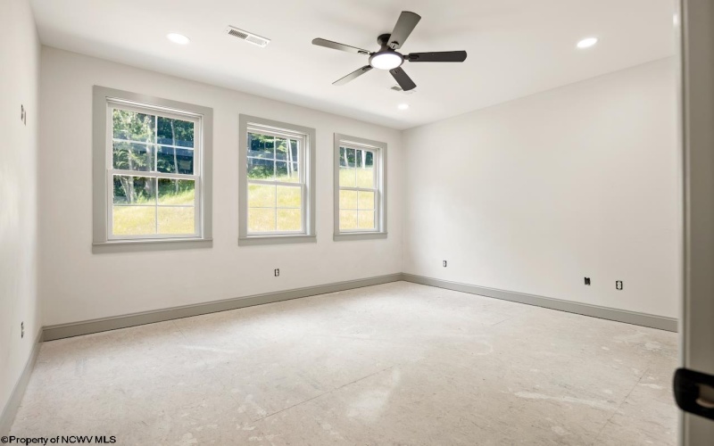 205 Sabre Court, Morgantown, West Virginia 26508, 5 Bedrooms Bedrooms, 10 Rooms Rooms,3 BathroomsBathrooms,Single Family Detached,For Sale,Sabre,10165393