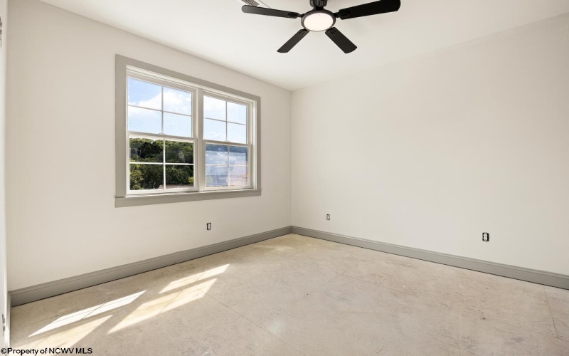 205 Sabre Court, Morgantown, West Virginia 26508, 5 Bedrooms Bedrooms, 10 Rooms Rooms,3 BathroomsBathrooms,Single Family Detached,For Sale,Sabre,10165393
