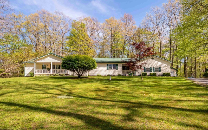 100 Youghiogheny Drive, Aurora, West Virginia 26705, 3 Bedrooms Bedrooms, 7 Rooms Rooms,2 BathroomsBathrooms,Single Family Detached,For Sale,Youghiogheny,10164913 100 Youghiogheny Drive, Aurora, West Virginia 26705, 3 Bedrooms Bedrooms, 7 Rooms Rooms,2 BathroomsBathrooms,Single Family Detached,For Sale,Youghiogheny,10164913