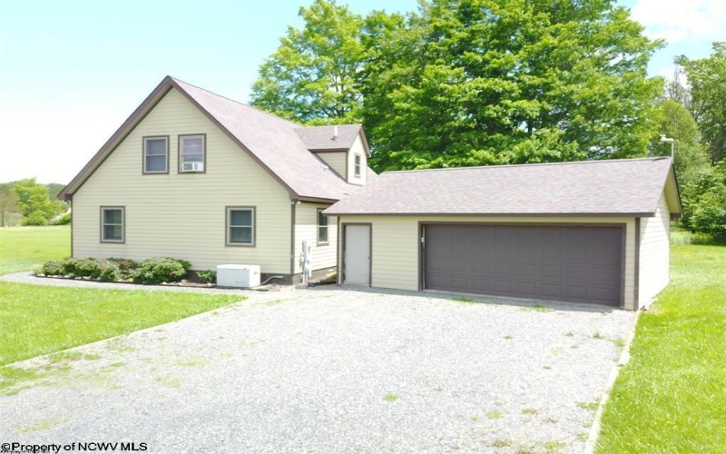 87 Piper Lane, Davis, West Virginia 26260, 3 Bedrooms Bedrooms, 7 Rooms Rooms,2 BathroomsBathrooms,Single Family Detached,For Sale,Piper,10165419