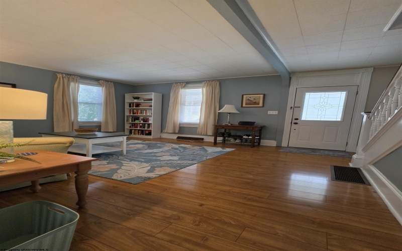 245 Boundary Avenue, Elkins, West Virginia 26241, 3 Bedrooms Bedrooms, 6 Rooms Rooms,2 BathroomsBathrooms,Single Family Detached,For Sale,Boundary,10165418