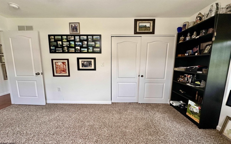 30 Green Meadows Drive, Bridgeport, West Virginia 26330, 3 Bedrooms Bedrooms, 9 Rooms Rooms,2 BathroomsBathrooms,Single Family Detached,For Sale,Green Meadows,10165413