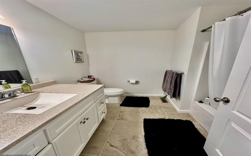 30 Green Meadows Drive, Bridgeport, West Virginia 26330, 3 Bedrooms Bedrooms, 9 Rooms Rooms,2 BathroomsBathrooms,Single Family Detached,For Sale,Green Meadows,10165413