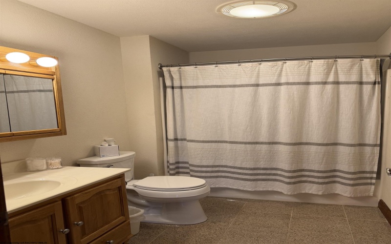 1936 Morgantown Avenue, Fairmont, West Virginia 26554, 2 Bedrooms Bedrooms, 6 Rooms Rooms,1 BathroomBathrooms,Single Family Detached,For Sale,Morgantown,10165411