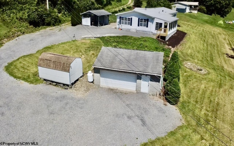 2210 Lazelle Union Road, Maidsville, West Virginia 26541, 3 Bedrooms Bedrooms, 8 Rooms Rooms,2 BathroomsBathrooms,Single Family Detached,For Sale,Lazelle Union,10165417