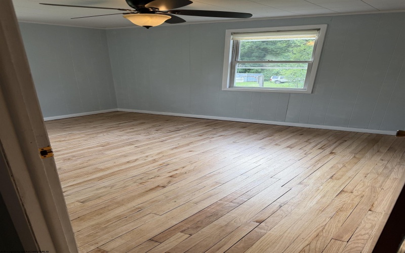 813 New Geneva Road, Point Marion, Pennsylvania 15474, 3 Bedrooms Bedrooms, 7 Rooms Rooms,2 BathroomsBathrooms,Single Family Detached,For Sale,New Geneva,10165415