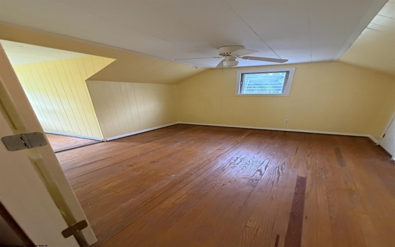813 New Geneva Road, Point Marion, Pennsylvania 15474, 3 Bedrooms Bedrooms, 7 Rooms Rooms,2 BathroomsBathrooms,Single Family Detached,For Sale,New Geneva,10165415