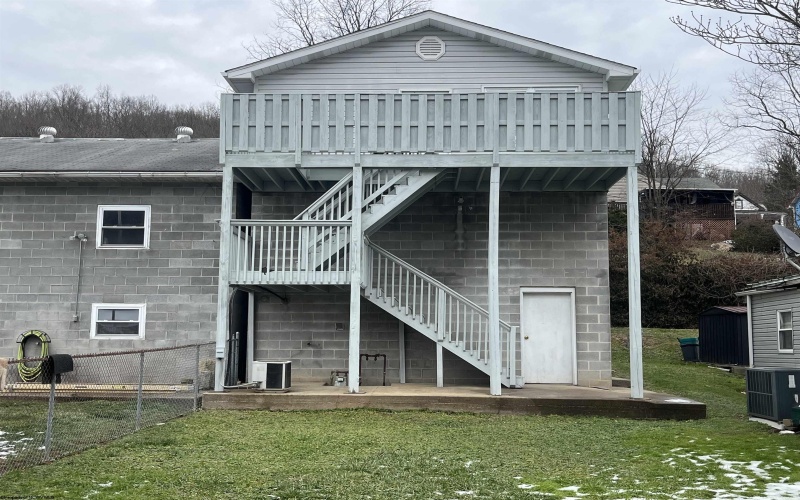 619 Fall Avenue, Weston, West Virginia 26452, 2 Bedrooms Bedrooms, 4 Rooms Rooms,1 BathroomBathrooms,Single Family Detached,For Sale,Fall,10162956