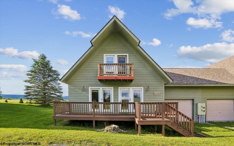 33 Cirrus Drive, Davis, West Virginia 26260, 3 Bedrooms Bedrooms, 10 Rooms Rooms,2 BathroomsBathrooms,Single Family Attached,For Sale,Cirrus,10165431