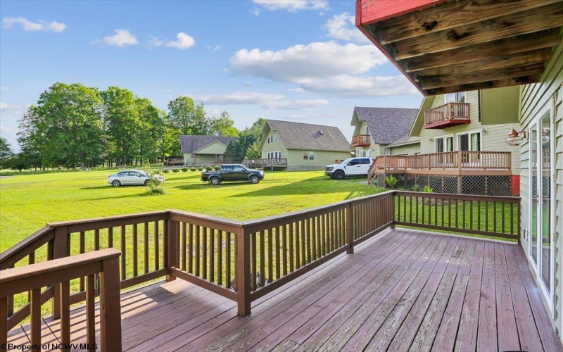 33 Cirrus Drive, Davis, West Virginia 26260, 3 Bedrooms Bedrooms, 10 Rooms Rooms,2 BathroomsBathrooms,Single Family Attached,For Sale,Cirrus,10165431