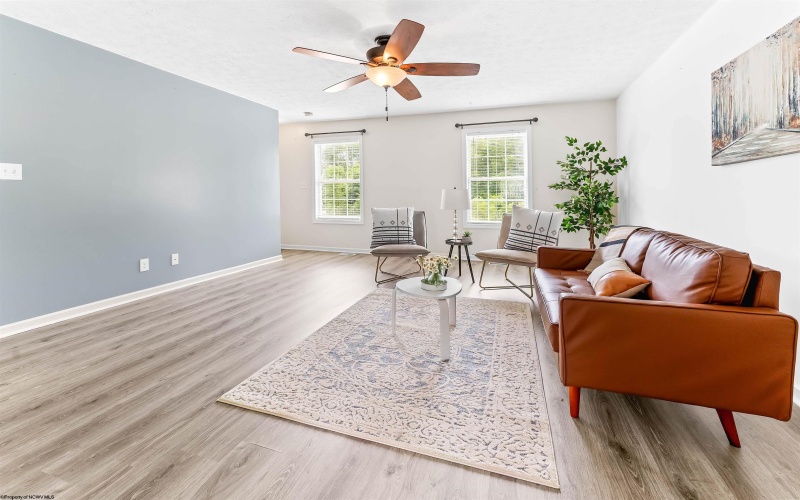 104 Eagle Drive, Maidsville, West Virginia 26541, 3 Bedrooms Bedrooms, 5 Rooms Rooms,1 BathroomBathrooms,Single Family Attached,For Sale,Eagle,10165420
