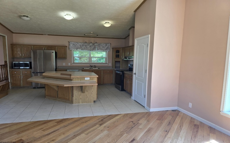 10 Herring Road, Masontown, West Virginia 26542, 3 Bedrooms Bedrooms, 6 Rooms Rooms,2 BathroomsBathrooms,Single Family Detached,For Sale,Herring,10165435