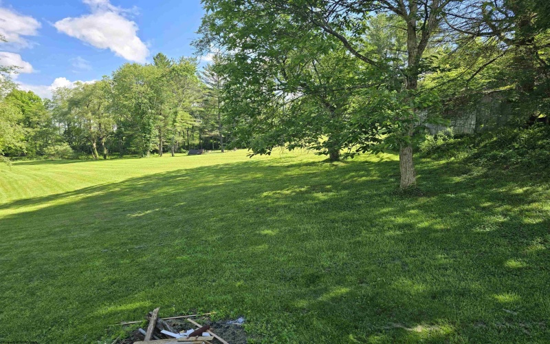 10 Herring Road, Masontown, West Virginia 26542, 3 Bedrooms Bedrooms, 6 Rooms Rooms,2 BathroomsBathrooms,Single Family Detached,For Sale,Herring,10165435