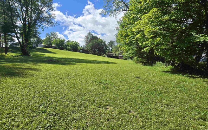 10 Herring Road, Masontown, West Virginia 26542, 3 Bedrooms Bedrooms, 6 Rooms Rooms,2 BathroomsBathrooms,Single Family Detached,For Sale,Herring,10165435