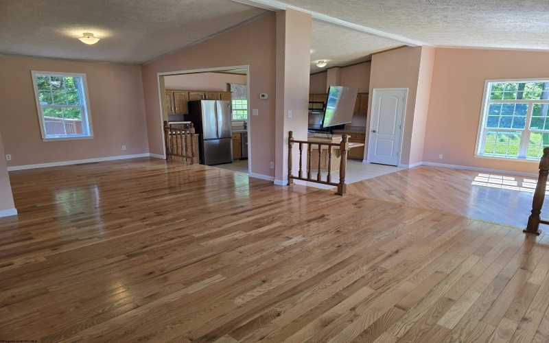 10 Herring Road, Masontown, West Virginia 26542, 3 Bedrooms Bedrooms, 6 Rooms Rooms,2 BathroomsBathrooms,Single Family Detached,For Sale,Herring,10165435