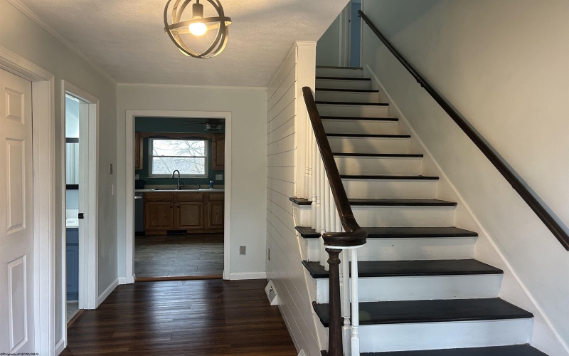 121 Diamond Court, Morgantown, West Virginia 26505, 4 Bedrooms Bedrooms, 8 Rooms Rooms,2 BathroomsBathrooms,Single Family Detached,For Sale,Diamond,10165434