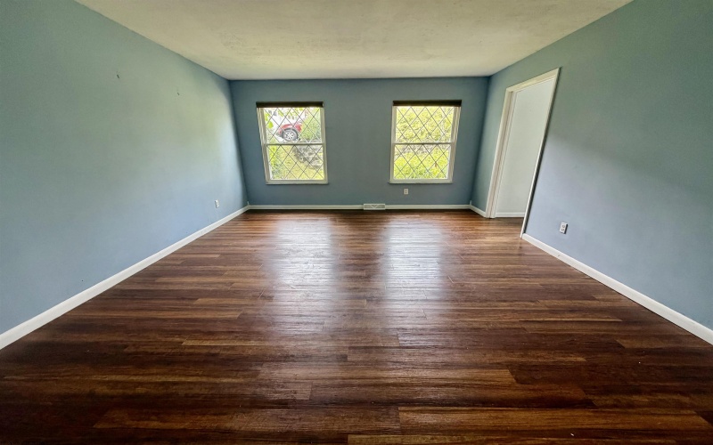 121 Diamond Court, Morgantown, West Virginia 26505, 4 Bedrooms Bedrooms, 8 Rooms Rooms,2 BathroomsBathrooms,Single Family Detached,For Sale,Diamond,10165434