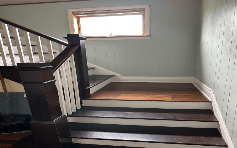 10 Lightburn Street, Buckhannon, West Virginia 26201, 4 Bedrooms Bedrooms, 7 Rooms Rooms,2 BathroomsBathrooms,Single Family Detached,For Sale,Lightburn,10165425