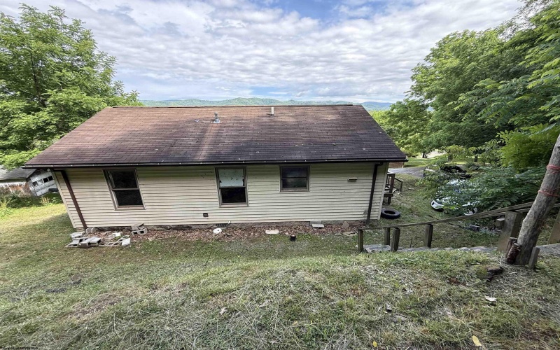 22 Forinash Drive, Huttonsville, West Virginia 26273, 2 Bedrooms Bedrooms, 6 Rooms Rooms,1 BathroomBathrooms,Single Family Detached,For Sale,Forinash,10165433