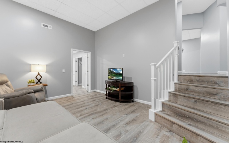 1405 Arcadia Drive, Fairmont, West Virginia 26554, 4 Bedrooms Bedrooms, 10 Rooms Rooms,2 BathroomsBathrooms,Single Family Detached,For Sale,Arcadia,10165426