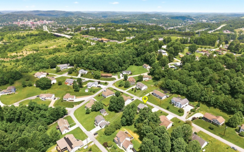 1405 Arcadia Drive, Fairmont, West Virginia 26554, 4 Bedrooms Bedrooms, 10 Rooms Rooms,2 BathroomsBathrooms,Single Family Detached,For Sale,Arcadia,10165426