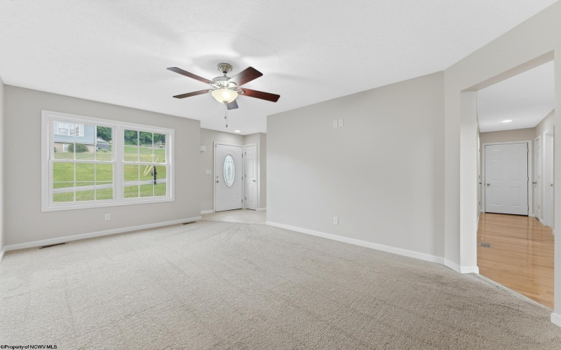 1405 Arcadia Drive, Fairmont, West Virginia 26554, 4 Bedrooms Bedrooms, 10 Rooms Rooms,2 BathroomsBathrooms,Single Family Detached,For Sale,Arcadia,10165426