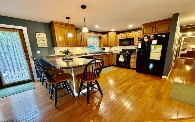 6786 Lantz Ridge Road, Aurora, West Virginia 26705, 3 Bedrooms Bedrooms, 9 Rooms Rooms,1 BathroomBathrooms,Single Family Detached,For Sale,Lantz Ridge,10165421
