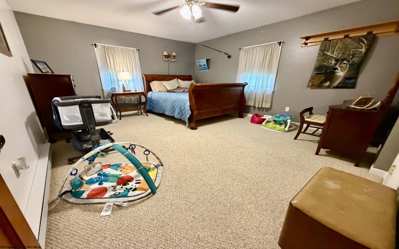 6786 Lantz Ridge Road, Aurora, West Virginia 26705, 3 Bedrooms Bedrooms, 9 Rooms Rooms,1 BathroomBathrooms,Single Family Detached,For Sale,Lantz Ridge,10165421