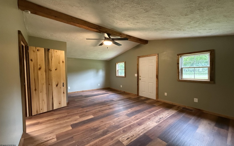 169 Ohio Avenue, Grafton, West Virginia 26440, 6 Bedrooms Bedrooms, 9 Rooms Rooms,2 BathroomsBathrooms,Single Family Detached,For Sale,Ohio,10165424