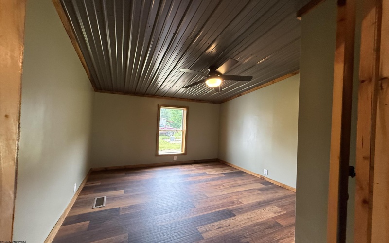 169 Ohio Avenue, Grafton, West Virginia 26440, 6 Bedrooms Bedrooms, 9 Rooms Rooms,2 BathroomsBathrooms,Single Family Detached,For Sale,Ohio,10165424