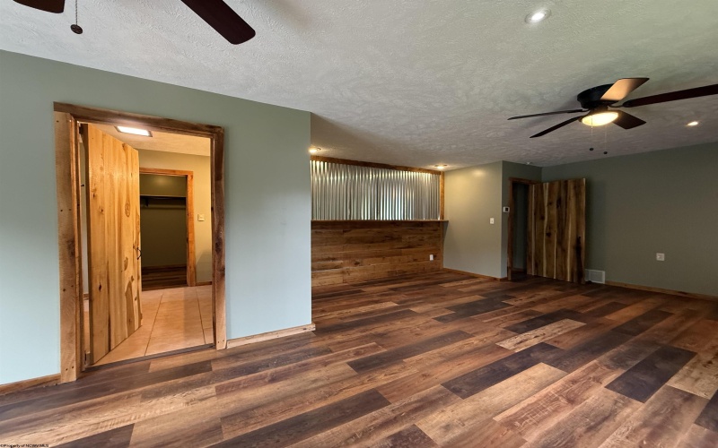 169 Ohio Avenue, Grafton, West Virginia 26440, 6 Bedrooms Bedrooms, 9 Rooms Rooms,2 BathroomsBathrooms,Single Family Detached,For Sale,Ohio,10165424