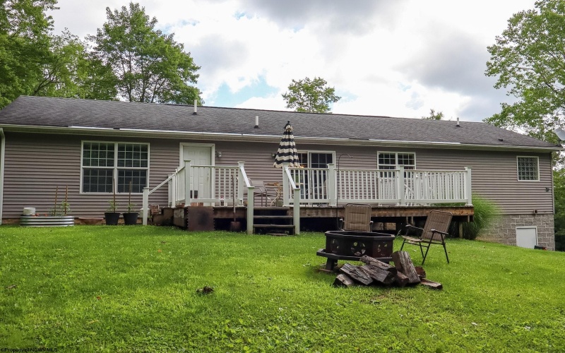 310 Auburn Hills Drive, Bruceton Mills, West Virginia 26525, 3 Bedrooms Bedrooms, 7 Rooms Rooms,2 BathroomsBathrooms,Single Family Detached,For Sale,Auburn Hills,10165438