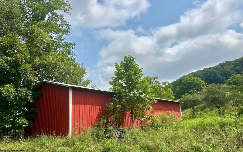2924 Sinclair Road, Moatsville, West Virginia 26405, 4 Bedroom Bedrooms, 12 Room Rooms,3 BathroomBathrooms,Single Family Detached,For Sale,Sinclair,0,10165444