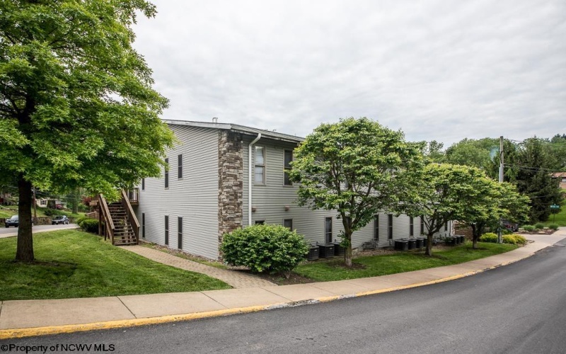 749 Richwood Avenue, Morgantown, West Virginia 26505, 1 Bedroom Bedrooms, 3 Rooms Rooms,1 BathroomBathrooms,Residential Rentals,For Rent,Richwood,10165454