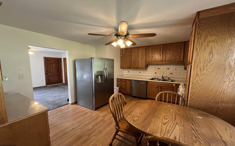 540 Hall Street, Bridgeport, West Virginia 26330, 3 Bedrooms Bedrooms, 7 Rooms Rooms,1 BathroomBathrooms,Single Family Detached,For Sale,Hall,10165458