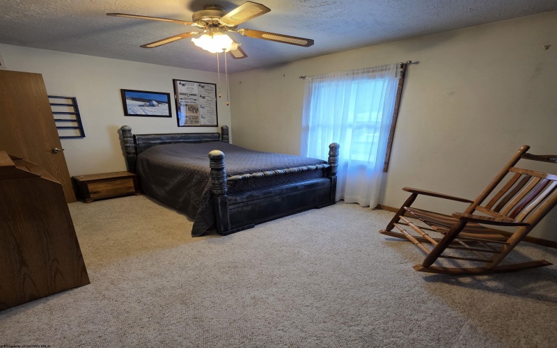 308 Cottage Avenue, Weston, West Virginia 26452, 3 Bedrooms Bedrooms, 7 Rooms Rooms,2 BathroomsBathrooms,Single Family Detached,For Sale,Cottage,10165455