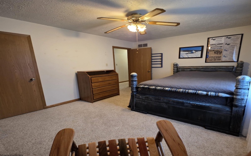 308 Cottage Avenue, Weston, West Virginia 26452, 3 Bedrooms Bedrooms, 7 Rooms Rooms,2 BathroomsBathrooms,Single Family Detached,For Sale,Cottage,10165455