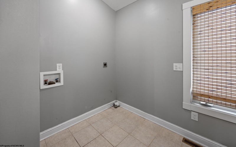 180 Overlook Drive, Buckhannon, West Virginia 26201, 4 Bedrooms Bedrooms, 8 Rooms Rooms,3 BathroomsBathrooms,Single Family Detached,For Sale,Overlook,10165447 180 Overlook Drive, Buckhannon, West Virginia 26201, 4 Bedrooms Bedrooms, 8 Rooms Rooms,3 BathroomsBathrooms,Single Family Detached,For Sale,Overlook,10165447