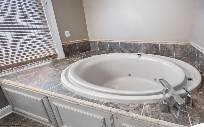 180 Overlook Drive, Buckhannon, West Virginia 26201, 4 Bedrooms Bedrooms, 8 Rooms Rooms,3 BathroomsBathrooms,Single Family Detached,For Sale,Overlook,10165447 180 Overlook Drive, Buckhannon, West Virginia 26201, 4 Bedrooms Bedrooms, 8 Rooms Rooms,3 BathroomsBathrooms,Single Family Detached,For Sale,Overlook,10165447