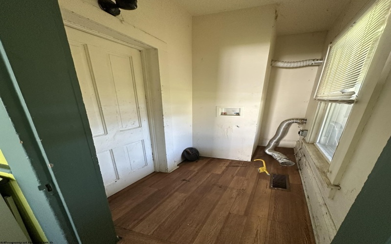 228 Graham Street, Grafton, West Virginia 26354, 4 Bedrooms Bedrooms, 8 Rooms Rooms,2 BathroomsBathrooms,Single Family Detached,For Sale,Graham,10165450