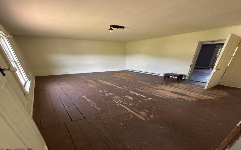 228 Graham Street, Grafton, West Virginia 26354, 4 Bedrooms Bedrooms, 8 Rooms Rooms,2 BathroomsBathrooms,Single Family Detached,For Sale,Graham,10165450