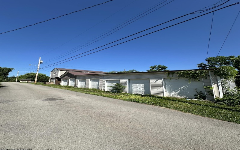 228 Graham Street, Grafton, West Virginia 26354, 4 Bedrooms Bedrooms, 8 Rooms Rooms,2 BathroomsBathrooms,Single Family Detached,For Sale,Graham,10165450