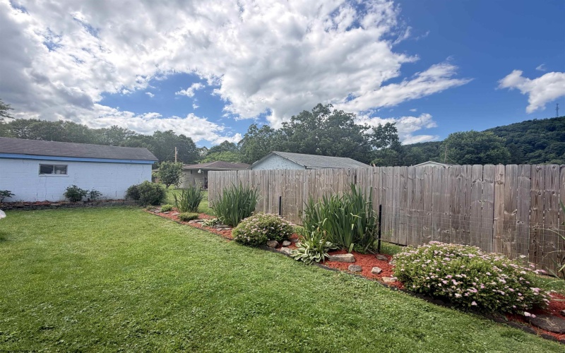 169 Hice Street, Belington, West Virginia 26250, 2 Bedrooms Bedrooms, 6 Rooms Rooms,1 BathroomBathrooms,Single Family Detached,For Sale,Hice,10165452