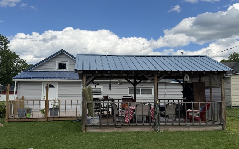 169 Hice Street, Belington, West Virginia 26250, 2 Bedrooms Bedrooms, 6 Rooms Rooms,1 BathroomBathrooms,Single Family Detached,For Sale,Hice,10165452