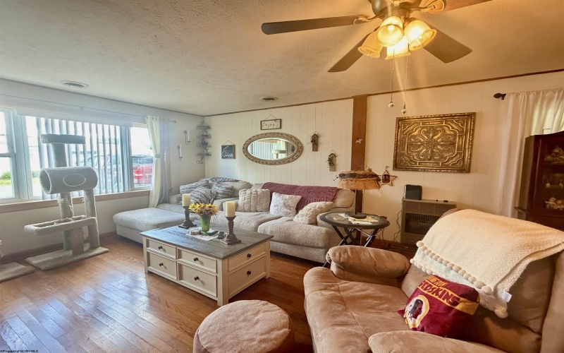 169 Hice Street, Belington, West Virginia 26250, 2 Bedrooms Bedrooms, 6 Rooms Rooms,1 BathroomBathrooms,Single Family Detached,For Sale,Hice,10165452