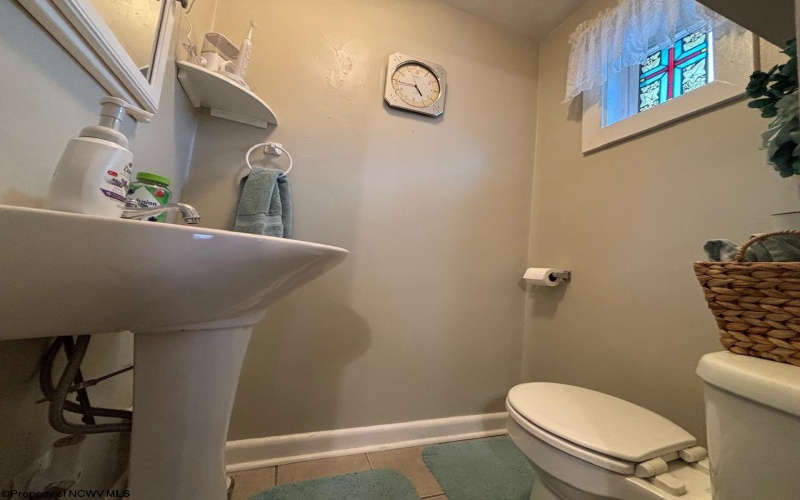 67 Park Avenue, Westover, West Virginia 26501, 2 Bedrooms Bedrooms, 6 Rooms Rooms,2 BathroomsBathrooms,Single Family Detached,For Sale,Park,10165461
